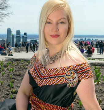 Stina - photo: Erik Chibani